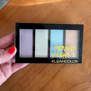 KLEANCOLOR Prismatic Highlighter & Shimmer Palette Mermaid Gleam 2